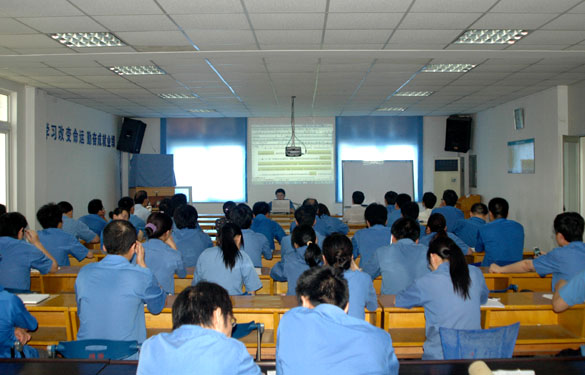 江蘇上上電纜集團進行核電法規(guī)、核電質(zhì)保要求培訓