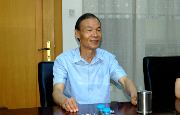 溧陽市代市長蘇江華來江蘇上上電纜集團指導(dǎo)工作