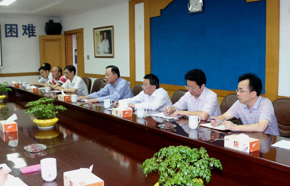 溧陽市政協(xié)等領導來上上電纜調研