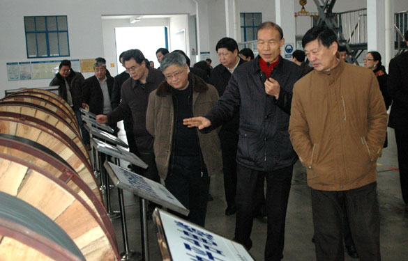 江蘇省人大財經(jīng)工作會議與會領(lǐng)導來上上集團參觀考察