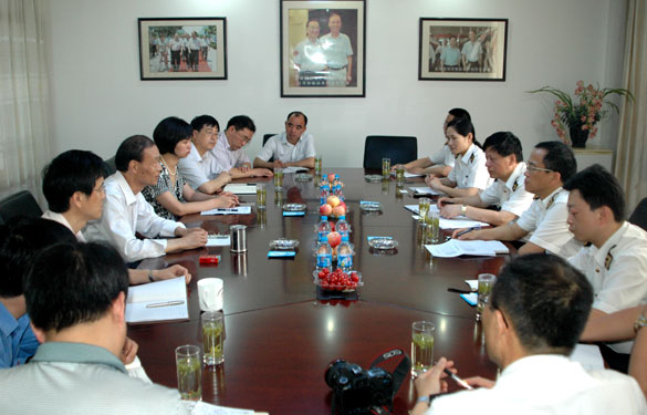 常州海關(guān)黨組書記、關(guān)長吳永林來上上集團調(diào)研