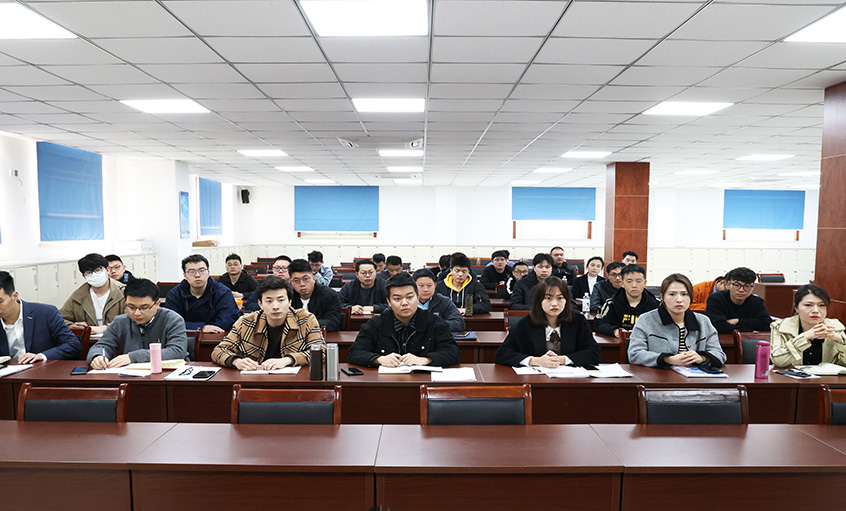 充電蓄能強(qiáng)本領(lǐng) 厲兵秣馬新起航——上上電纜2023年營銷班順利結(jié)營