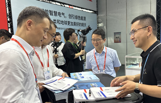 1687336338972939FEXe.jpg 展臺(tái)1.jpg